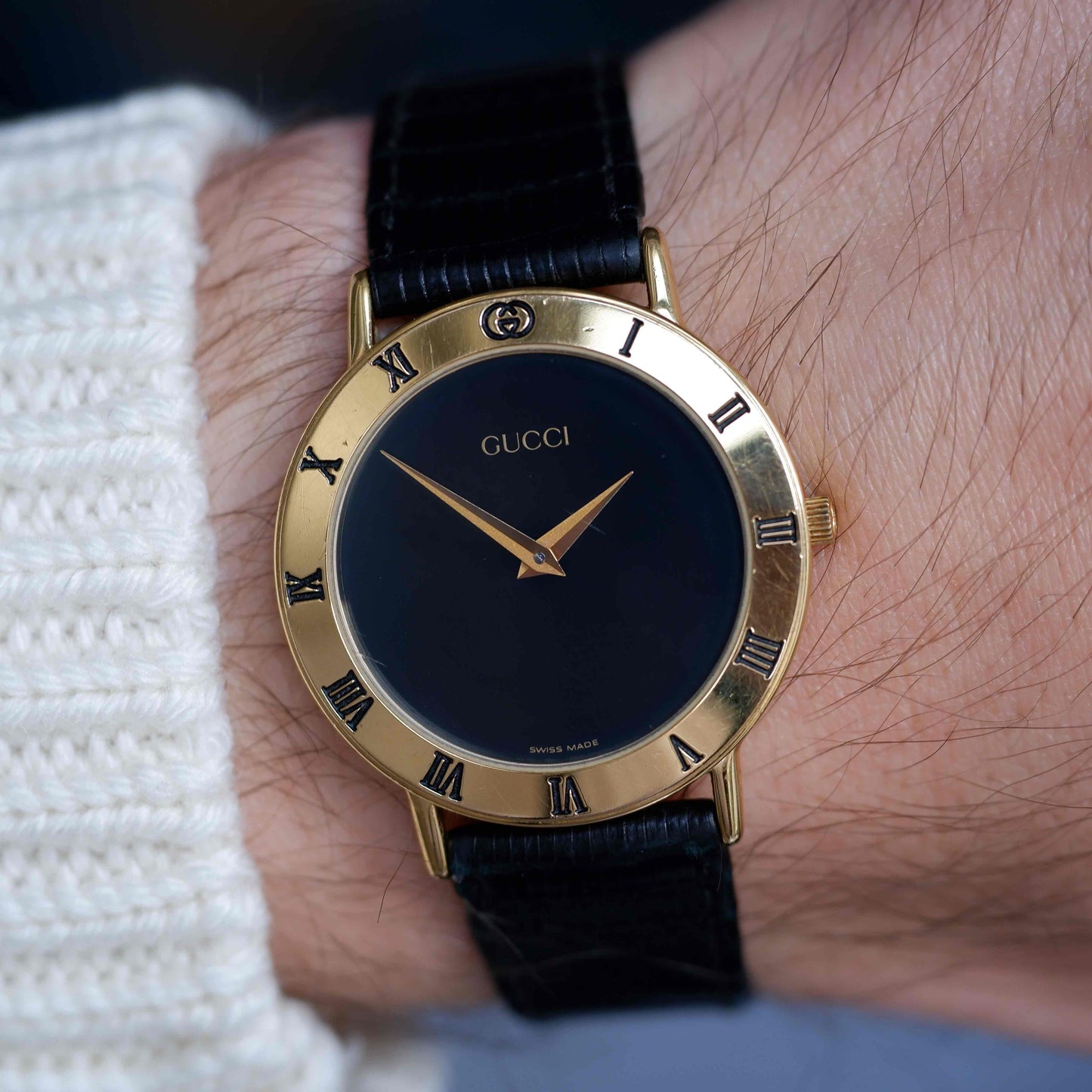 Vintage Gucci 3000.2.M Dress Watch 90s Gold Plated with Box