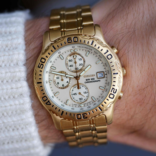 Vintage Citizen Chronograph WR100 80s Gold White Dial Quartz NOS