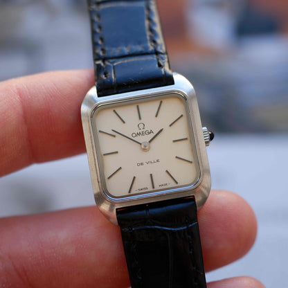 Vintage Omega De Ville Tank Mid Size 70s Mechanical
