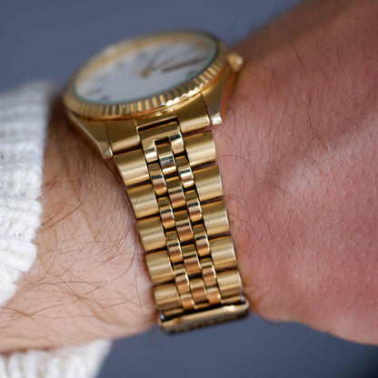 Vintage Citizen Day Date 80s Gold Roman Dial Jubilee Bracelet Quartz