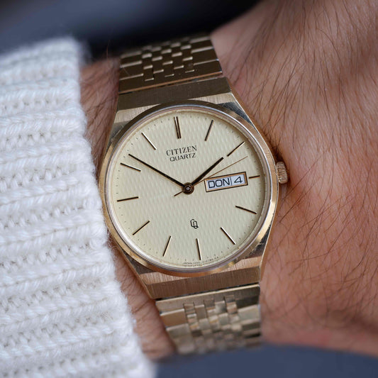 Vintage Citizen Gold Day-Date Quartz 80s Slim Case Spanish Dial
