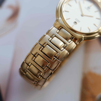 Vintage Citizen Noblia Date Quartz 80s Slim Case Champagne Dial NOS