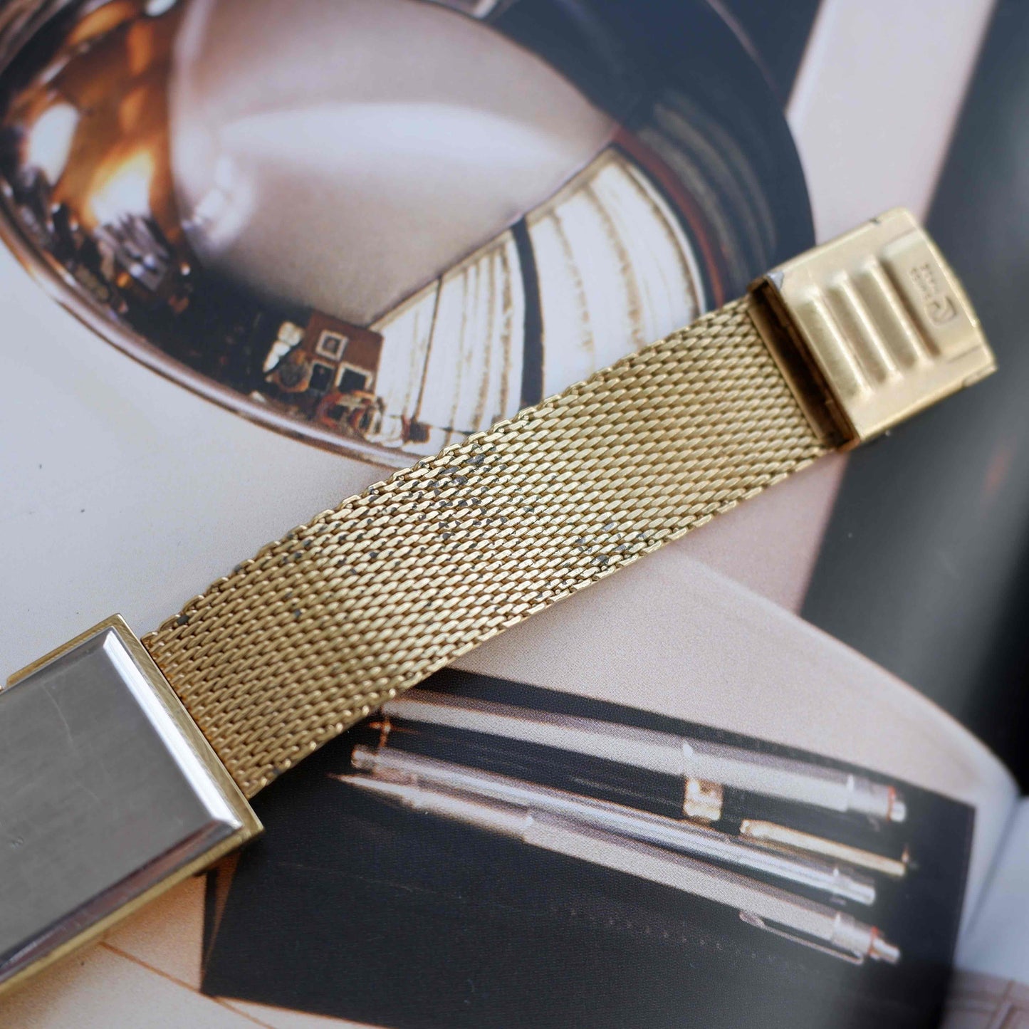 Vintage Favre-Leuba 70s Swiss Mechanical Tank Watch Golden Mesh Bracelet