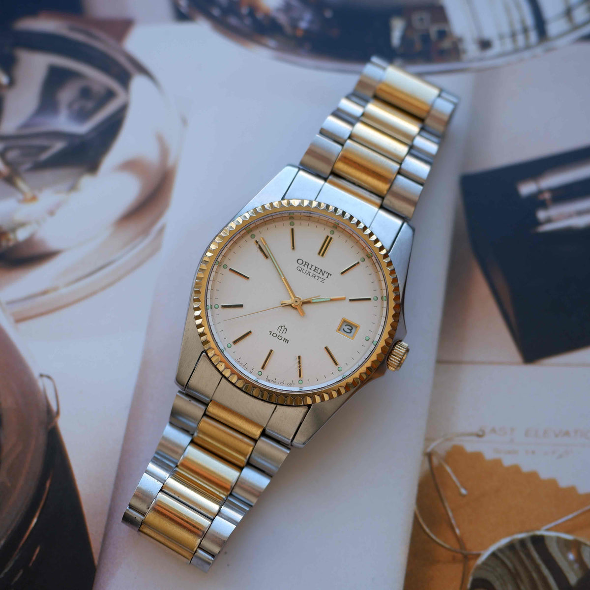 Vintage Orient Fluted Bezel Two-Tone 80s Brushed Silver Dial Quartz