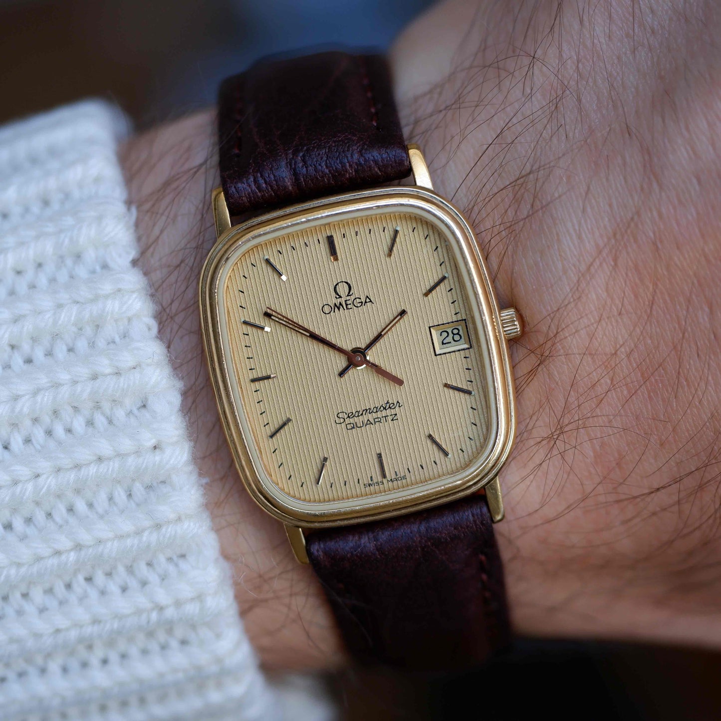 Vintage Omega Seamaster Tank Gold Structured Dial 80s Quartz near MINT