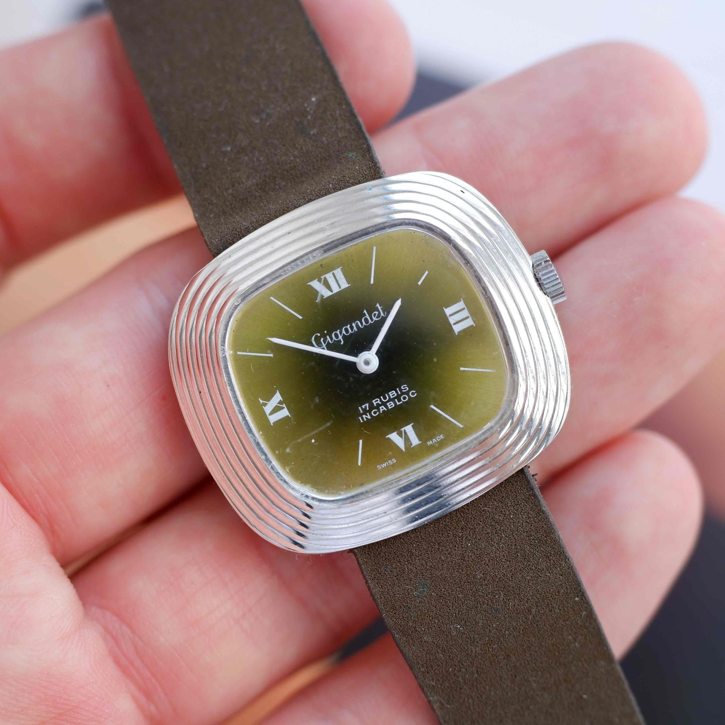 Vintage Gigandet Mechanical 70s Textured TV Case Green Dial Swiss Mint