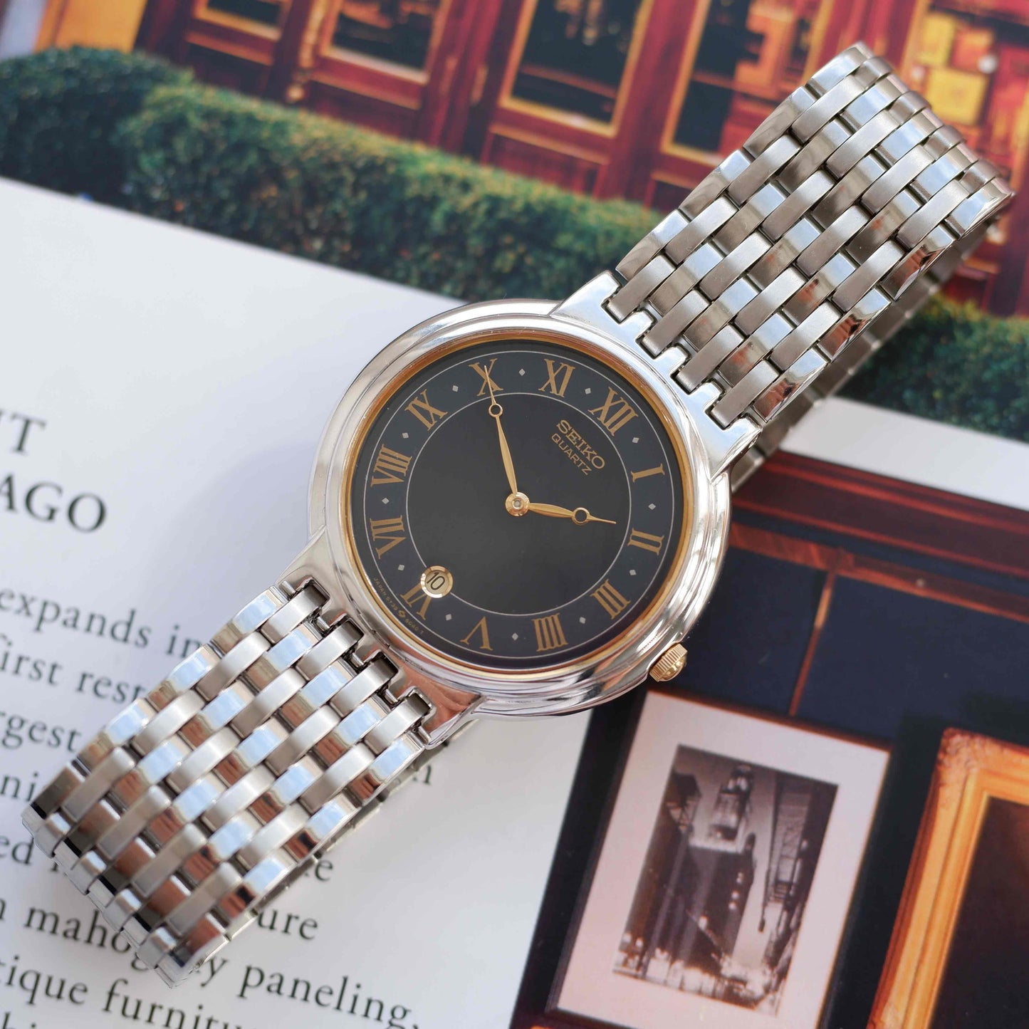 Vintage Seiko Quartz Blue Roman Dial Watch Gold Accents 90s Classic NOS