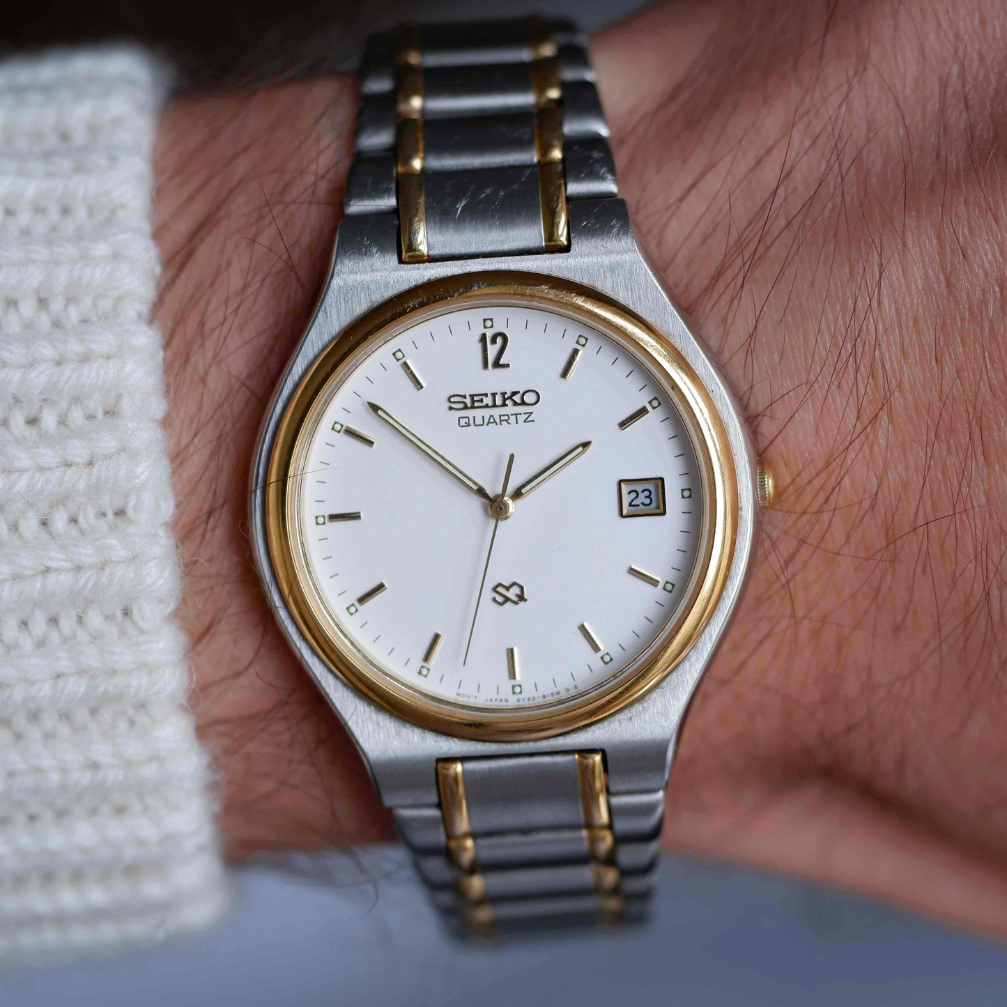 Vintage Seiko Quartz Date 90s Two-Tone Steel White Dial Japan Classic