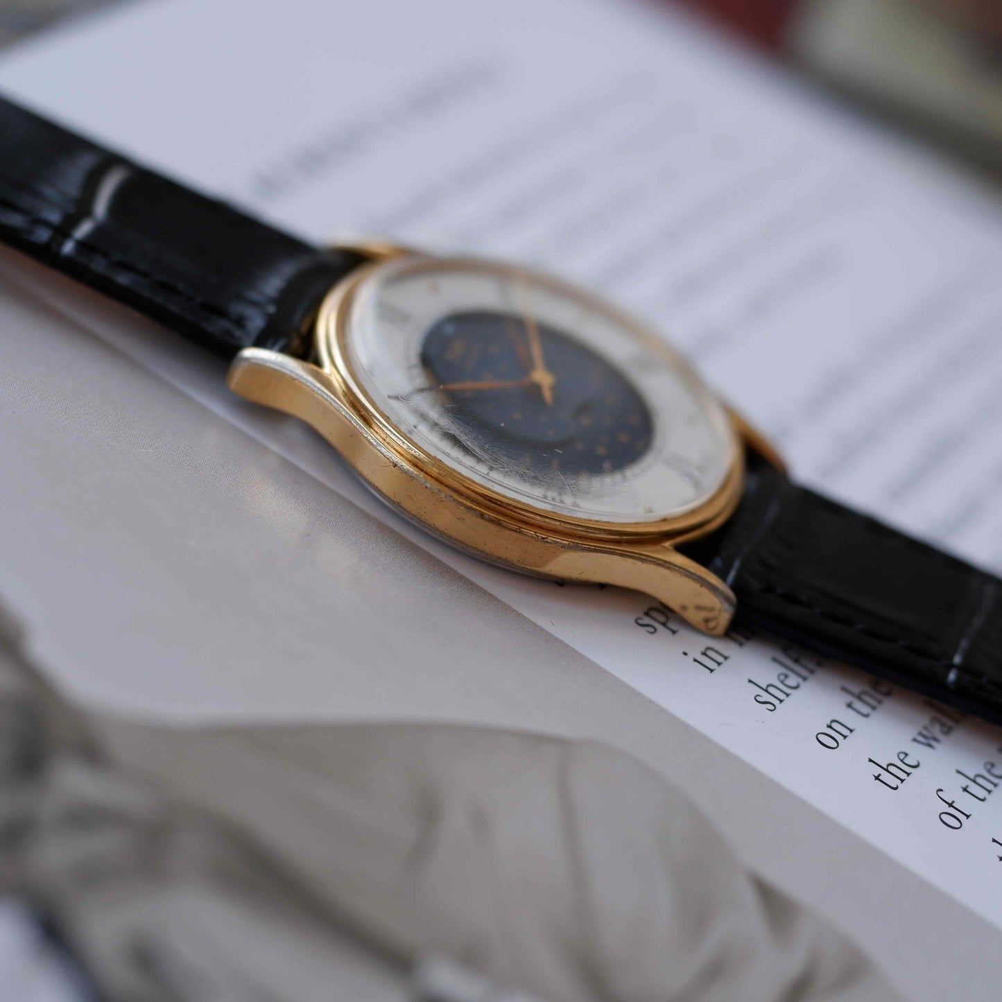 Vintage Timex Moonphase Blue Dial Watch 80s Gold Roman Numerals
