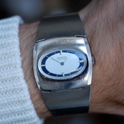 Vintage Gloriosa Antichoc 70s Space Age Oval Dial Integrated Bracelet