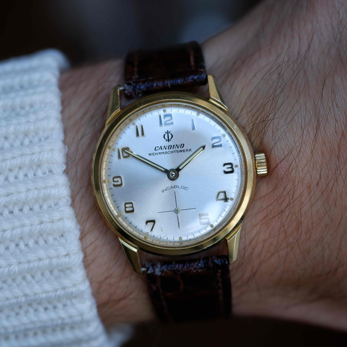 Vintage Candino Incabloc 70s Gold Mechanical Silver Sunburst Dial