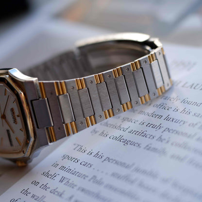 Vintage Seiko SQ 100 Ref. 6923-5050 Snowflake Dial Quartz Two Tone 80s with Box