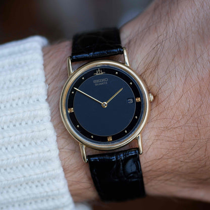Vintage Seiko Crest 90s Gold Black Dial Quartz with Date