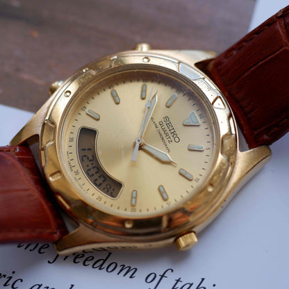 Vintage Seiko AnaDigi Ref. H801-7001 Quartz Gold from the 80s